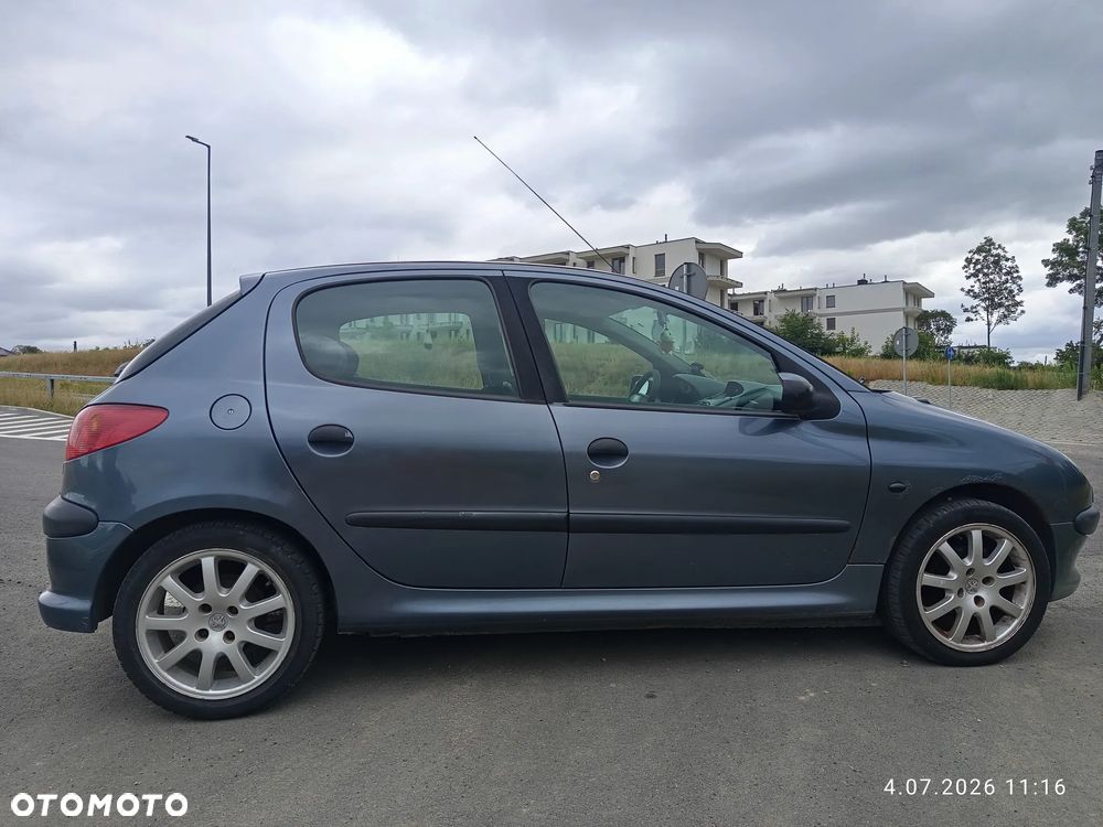 Peugeot 206 1.4 Happy - 5