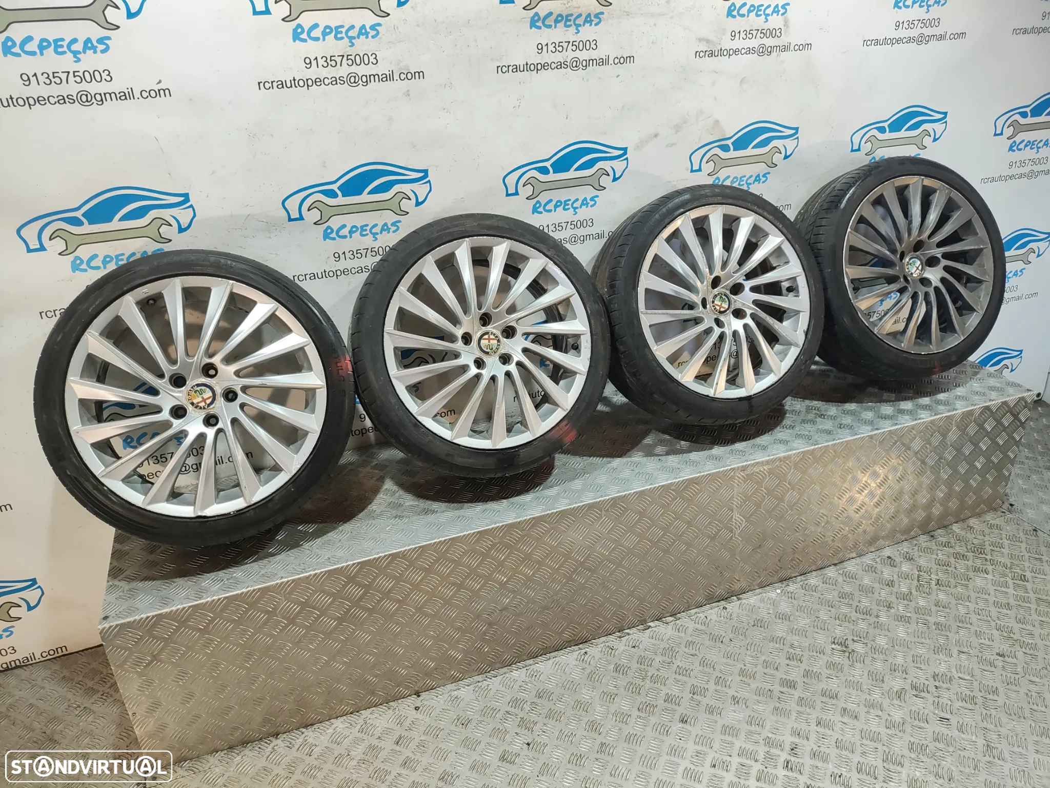 Conjunto Jantes 18 Originais Alfa Romeo Giulietta 7,5J ET41 5x110 - 2