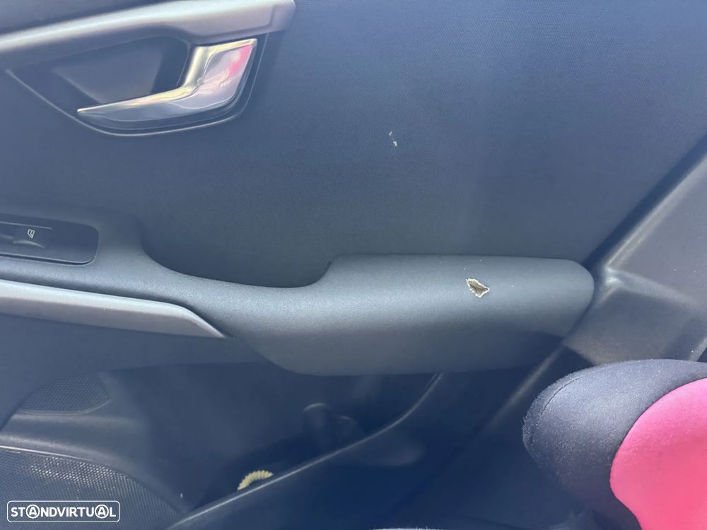 Volvo V40 1.6 D2 Momentum - 14