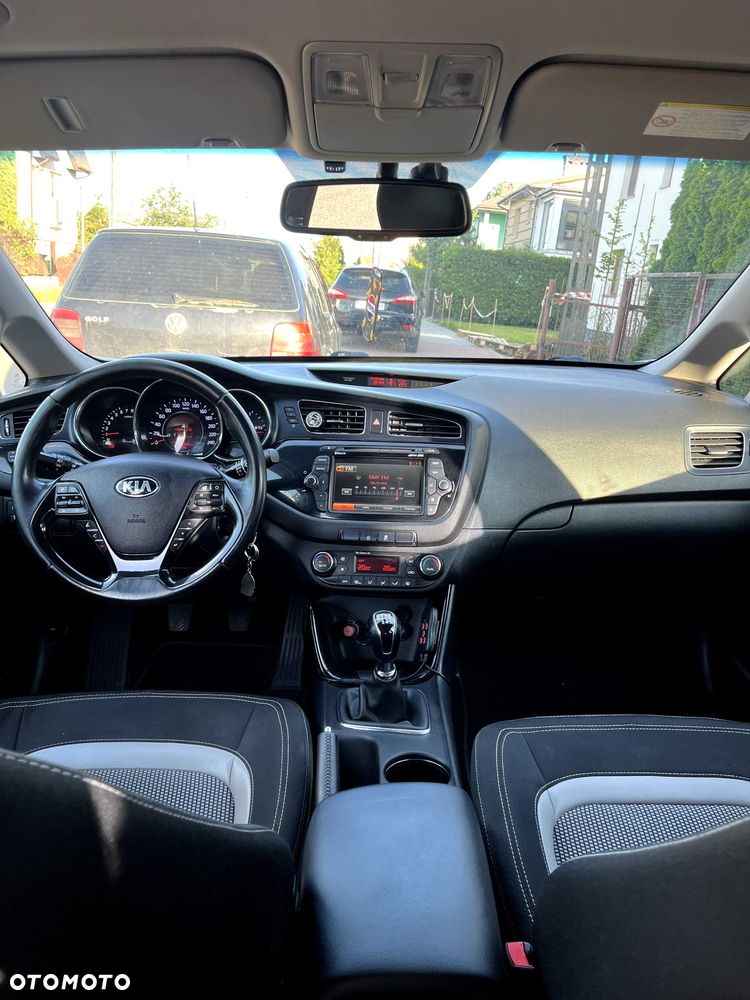Kia Ceed - 5