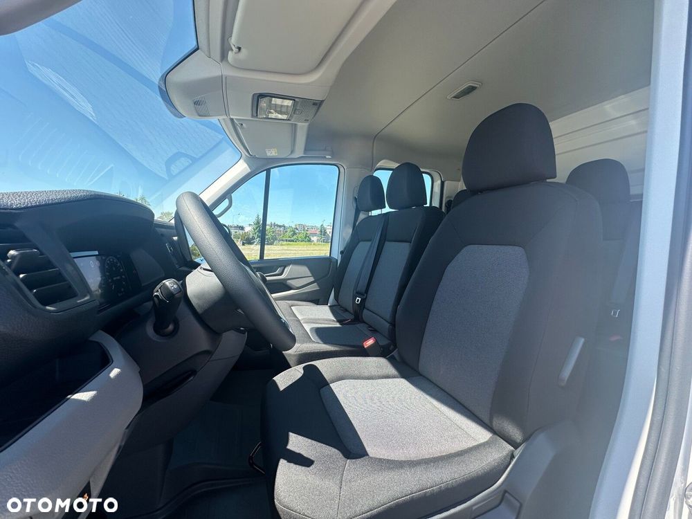 Volkswagen Crafter Skrzyniowy z podwójną kabiną - 9