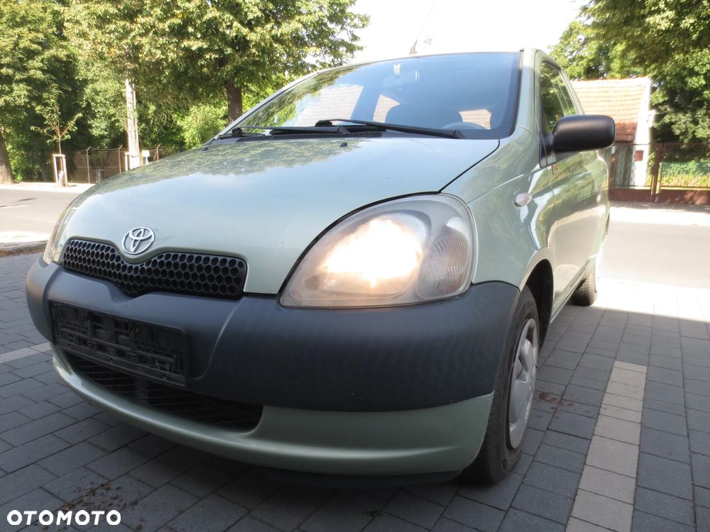 Toyota Yaris 1.0 Base - 15