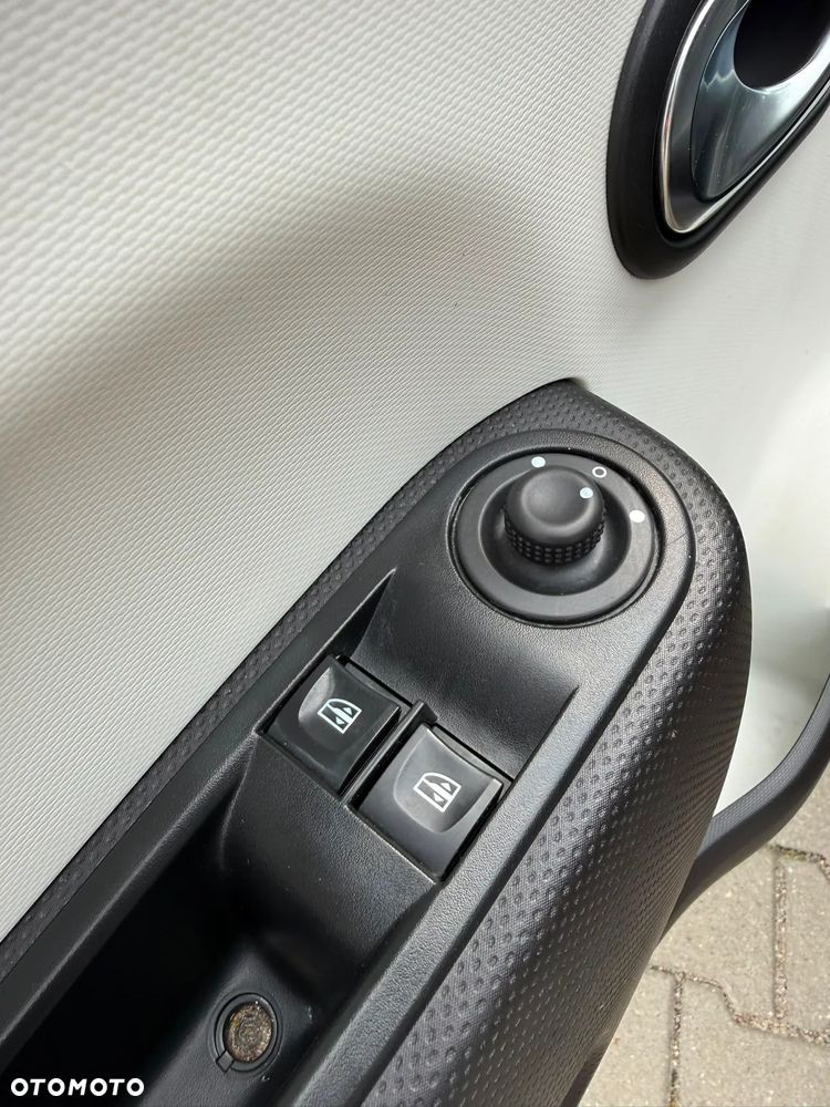 Renault Twingo - 19