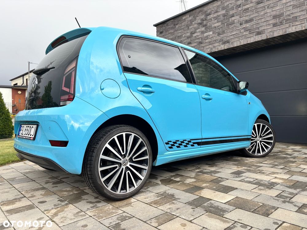 Volkswagen up! R-Line - 8