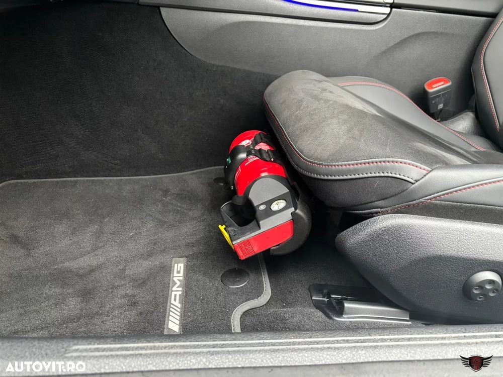 Mercedes-Benz CLE Mercedes-AMG 53 4MATIC+ AMG SPEEDSHIFT TCT 9G - 16