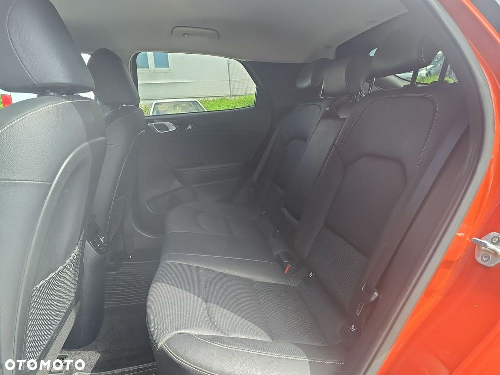 Kia XCeed - 16