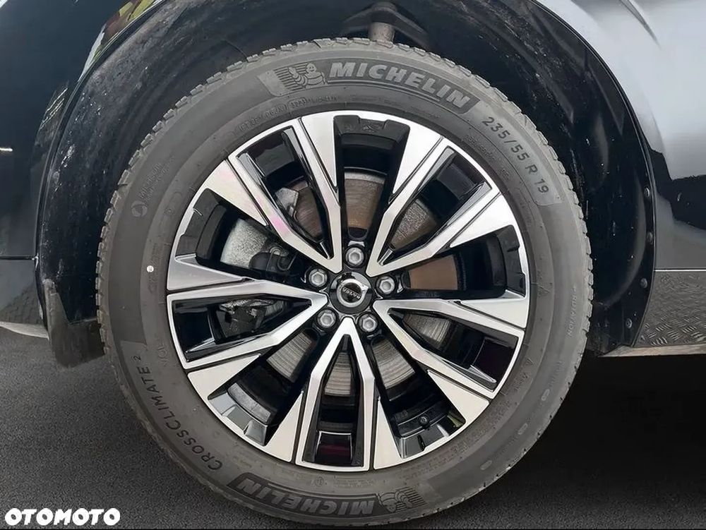 Volvo XC 60 B4 B Plus Dark - 6