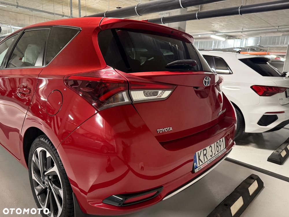 Toyota Auris - 4