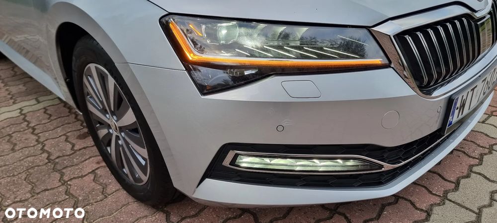 Skoda Superb 2.0 TDI SCR Style DSG - 39