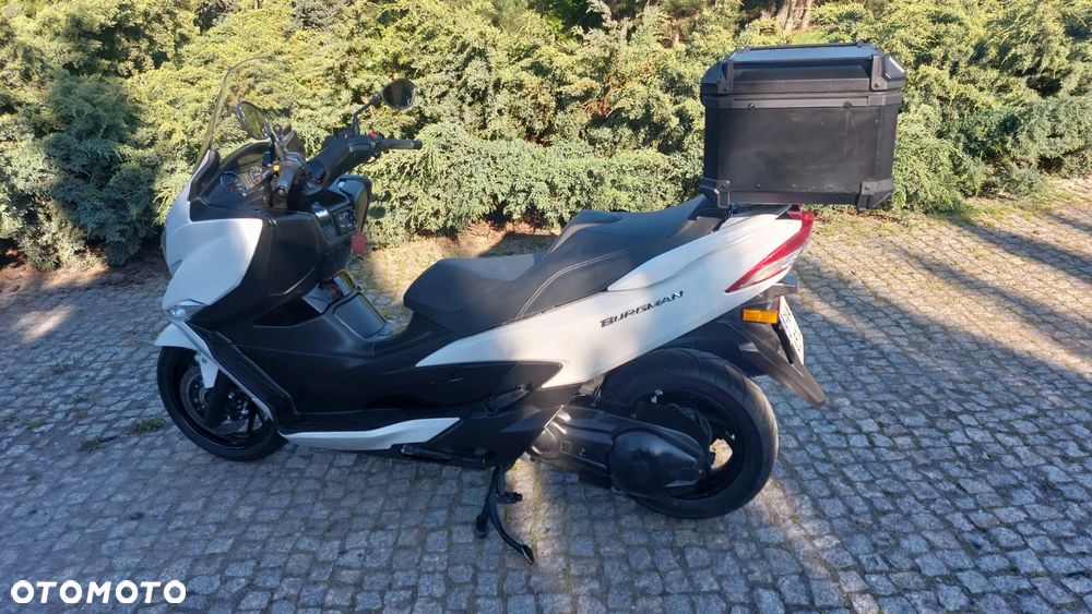 Suzuki Burgman - 1