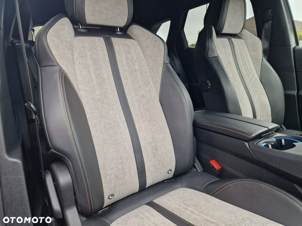Peugeot 3008 1.6 PureTech HYbrid GT Line S&S EAT8 - 20
