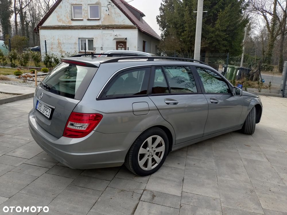 Mercedes-Benz Klasa C 220 CDI BlueEff Edition Classic - 6