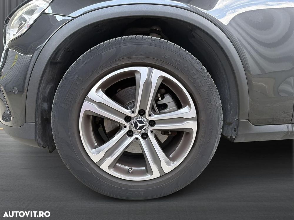 Mercedes-Benz GLC 220 d 4MATIC - 18