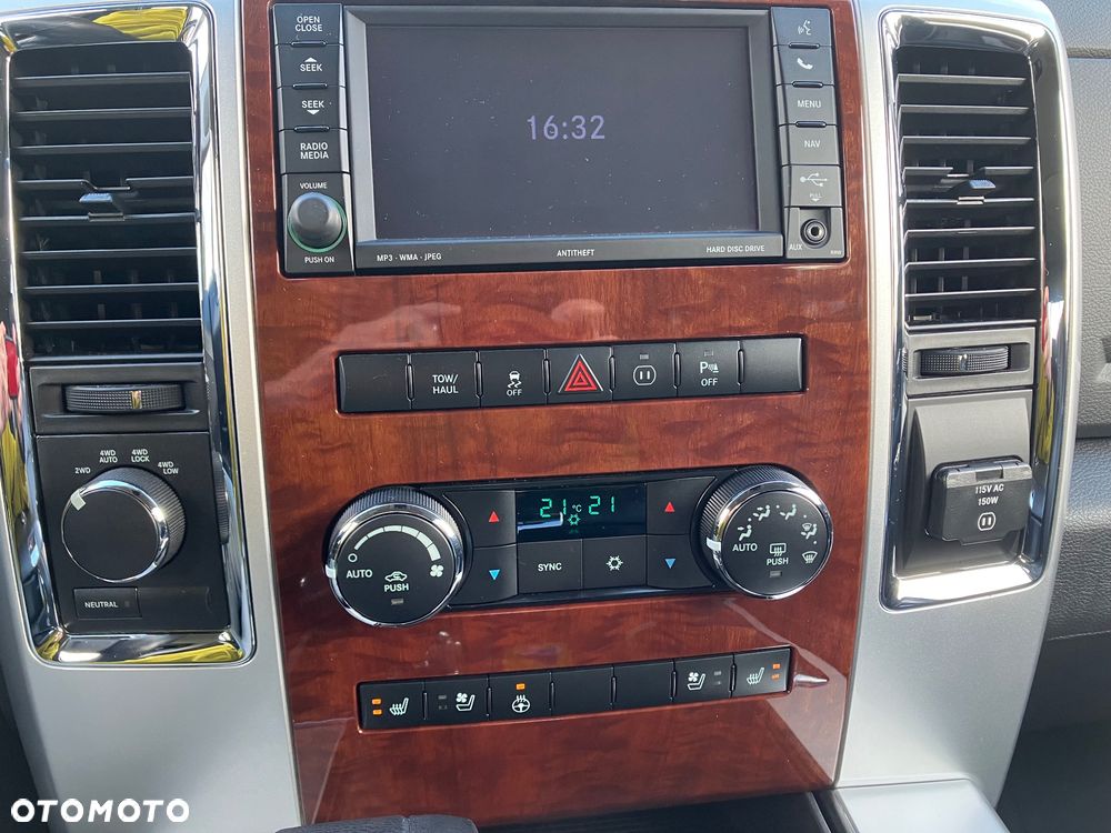Dodge RAM 5.7 4x4 - 30