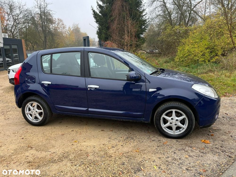 Dacia Sandero - 4