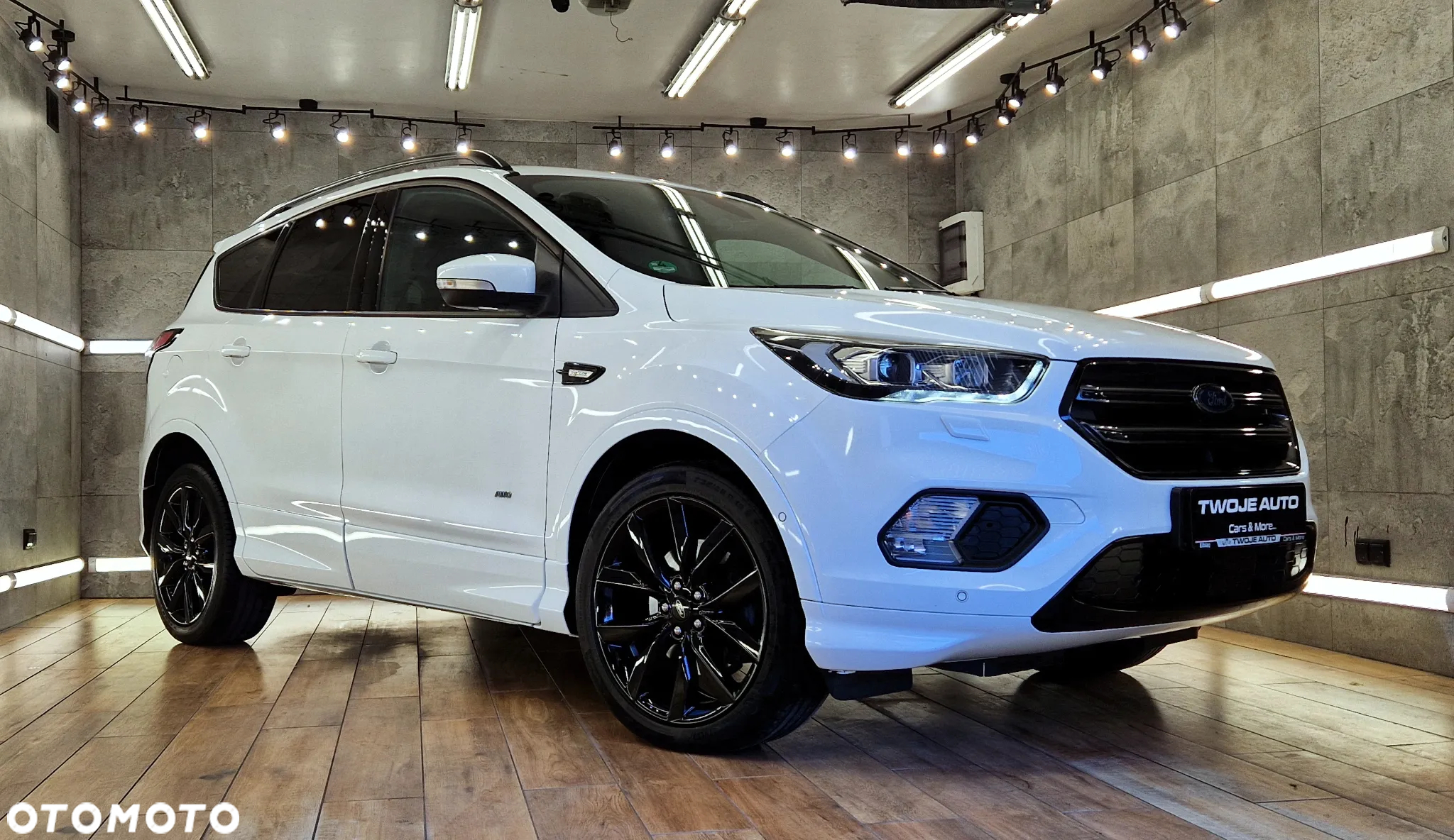 Ford Kuga 2.0 TDCi 4x4 ST-Line - 14