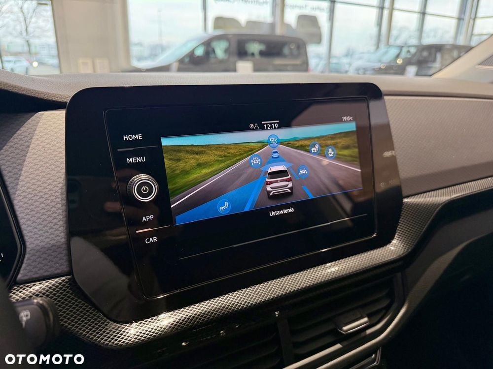 Volkswagen T-Cross - 16