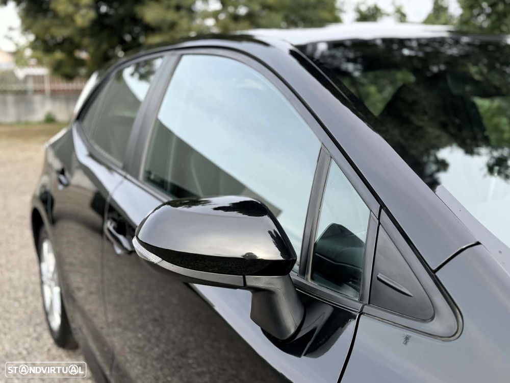 Toyota Corolla 1.2 Turbo Comfort - 4