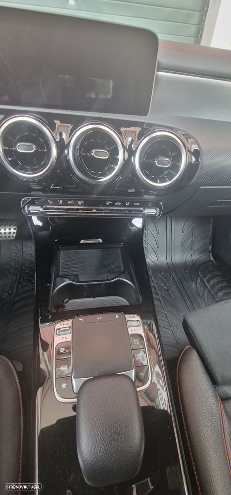 Mercedes-Benz CLA 200 d Shooting Brake AMG Line Aut. - 9