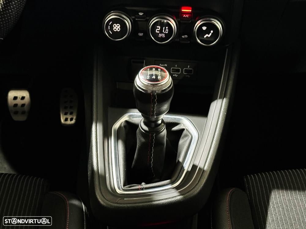 Renault Clio 1.0 TCe RS Line - 26