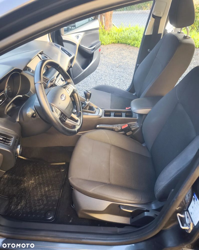Ford Focus 1.0 EcoBoost SYNC Edition ASS - 6