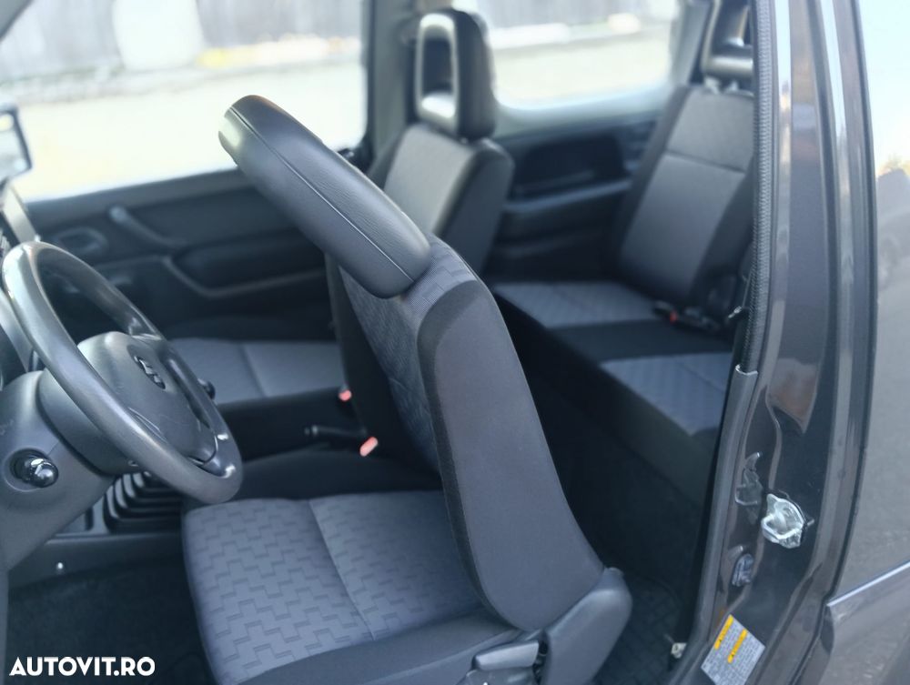 Suzuki Jimny 1.5 DDiS Club - 12