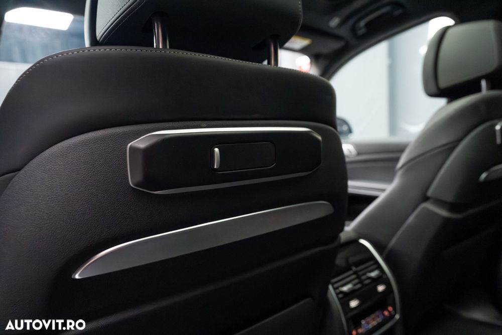 BMW X7 - 18
