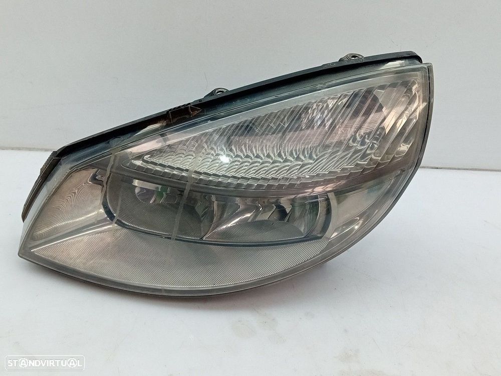 Ótica / farol esquerda RENAULT Grand Scénic II (JM0/1_) - 1