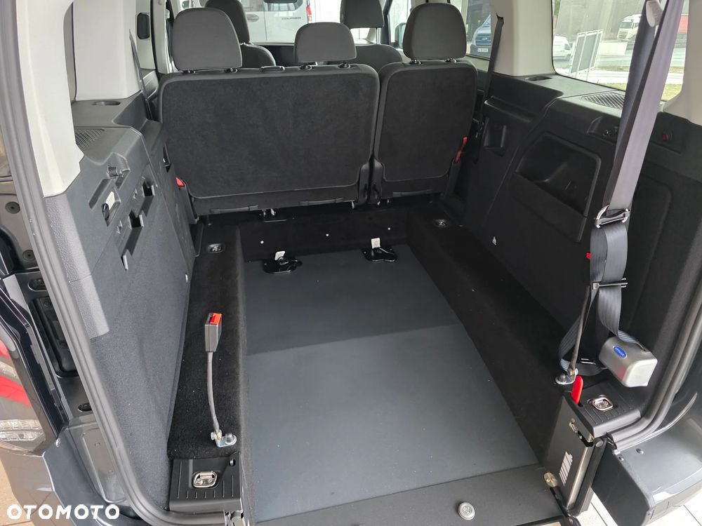 Ford Tourneo Connect Grand - 5