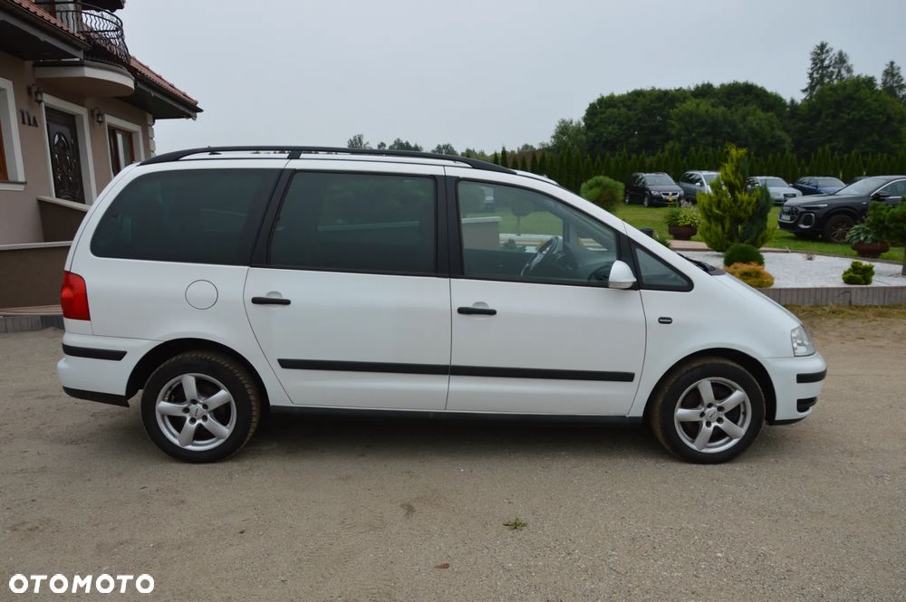 Volkswagen Sharan 1.9 TDI Trendline - 16