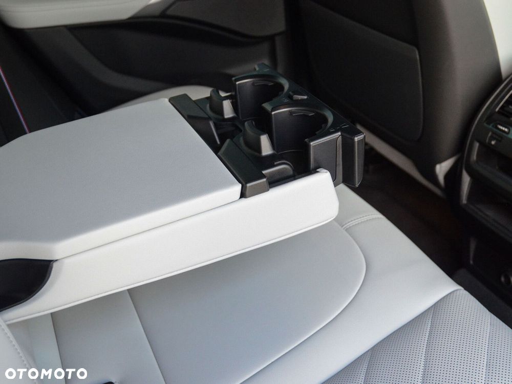 BMW X6 - 34