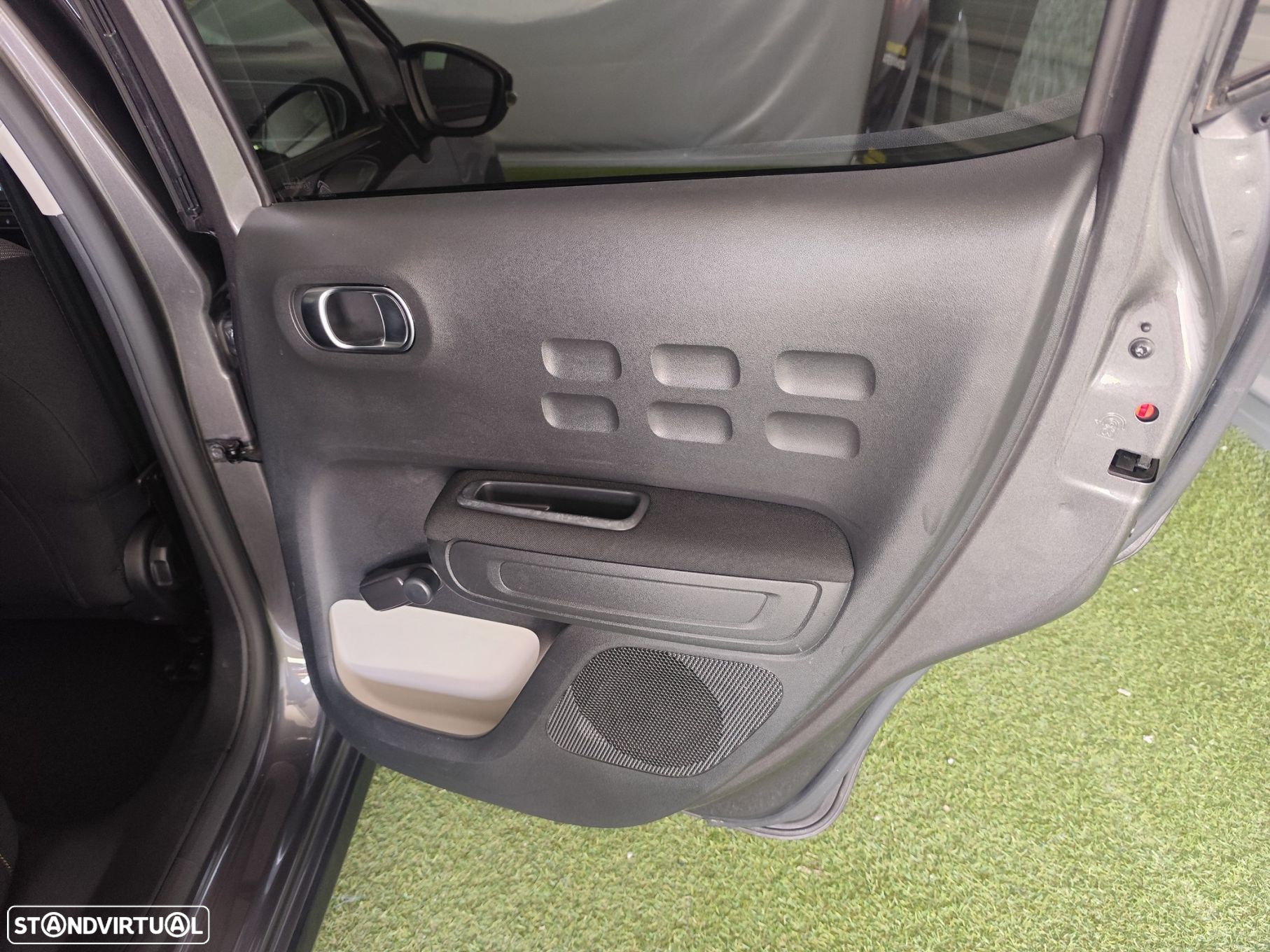 Citroën C3 1.2 PureTech Shine - 31