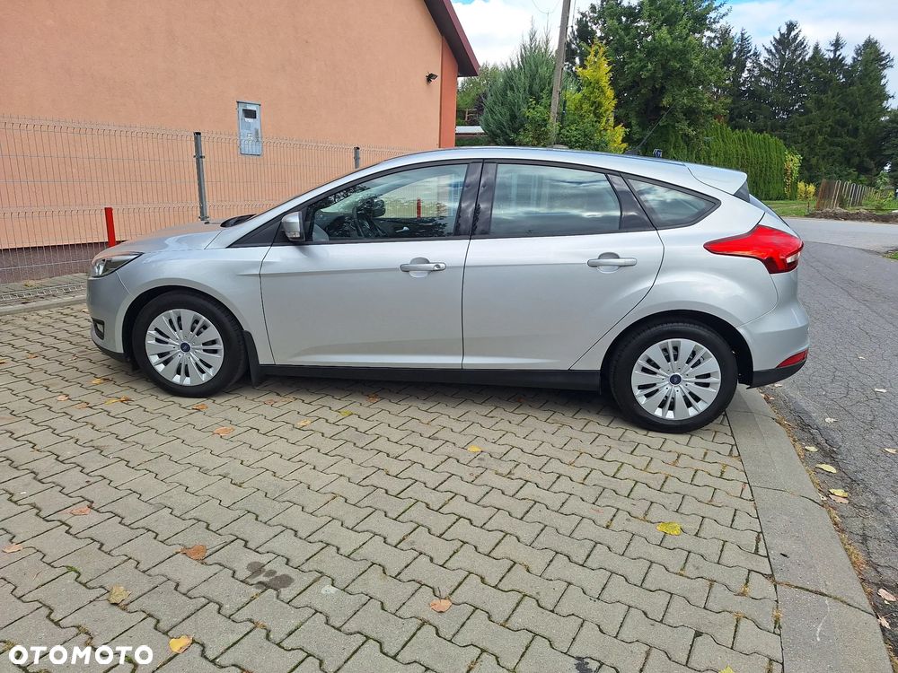 Ford Focus - 8