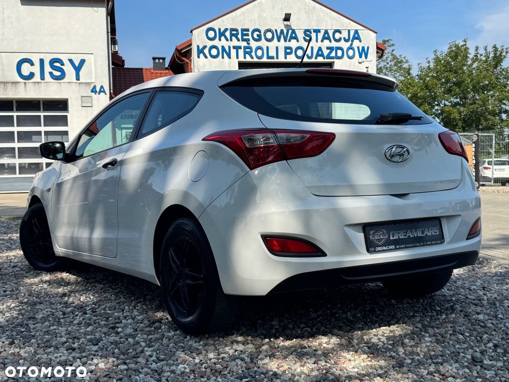 Hyundai i30 - 11