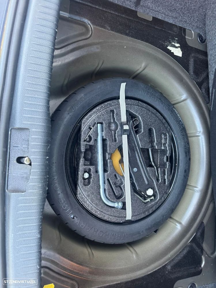 VW Golf 1.4i Trendline AC - 8