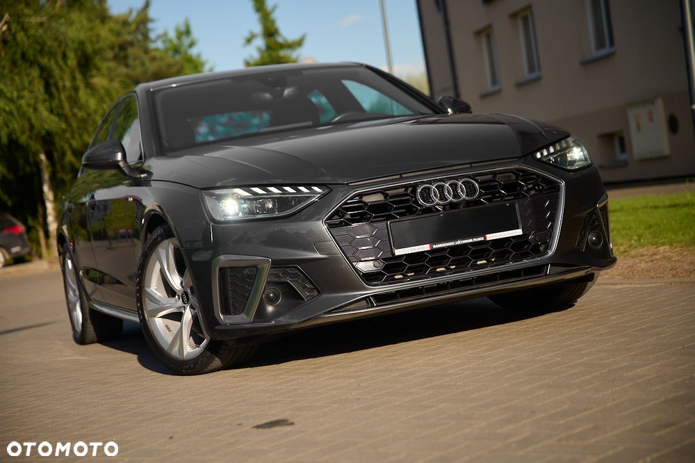 Audi A4 Limousine 35 TFSI S tronic S line - 16