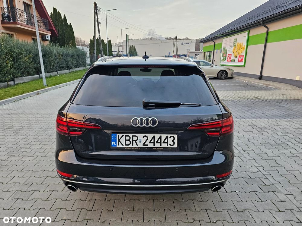 Audi A4 Avant - 6