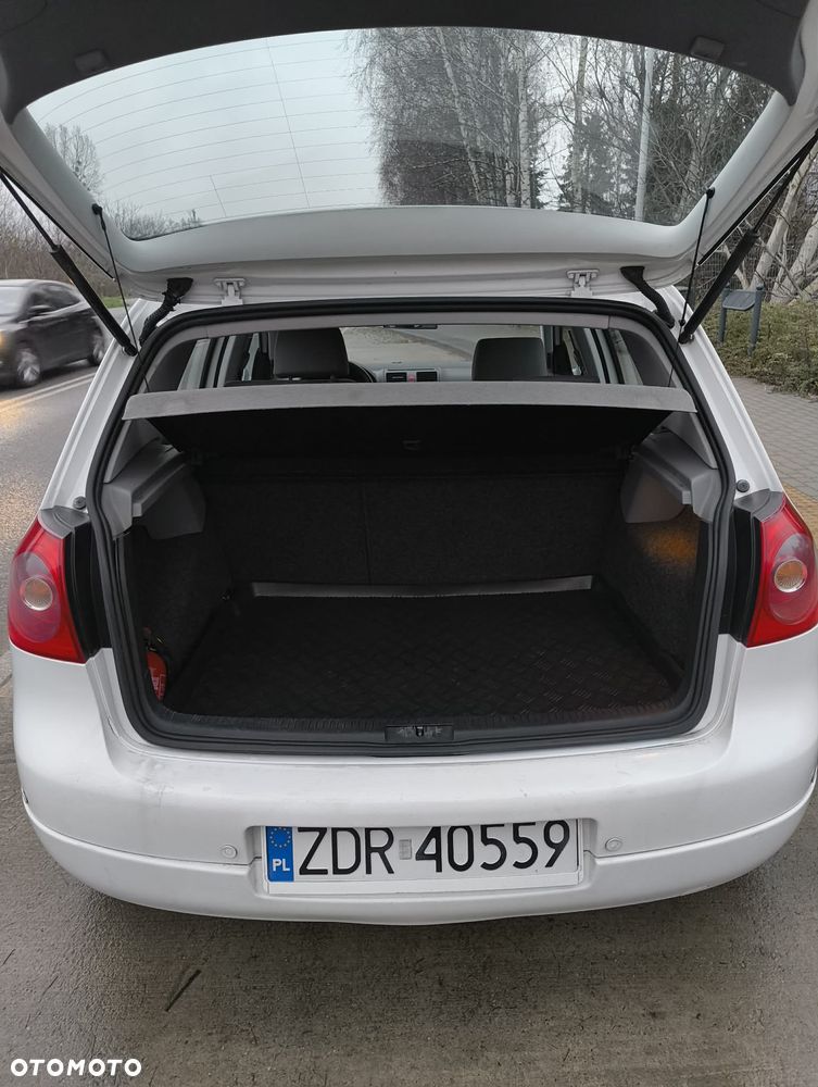 Volkswagen Golf 1.6 Comfortline - 10