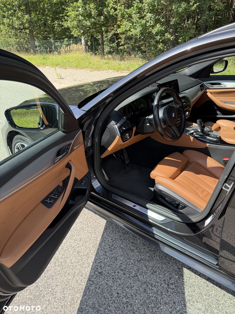 BMW Seria 5 530d M Sport sport - 5