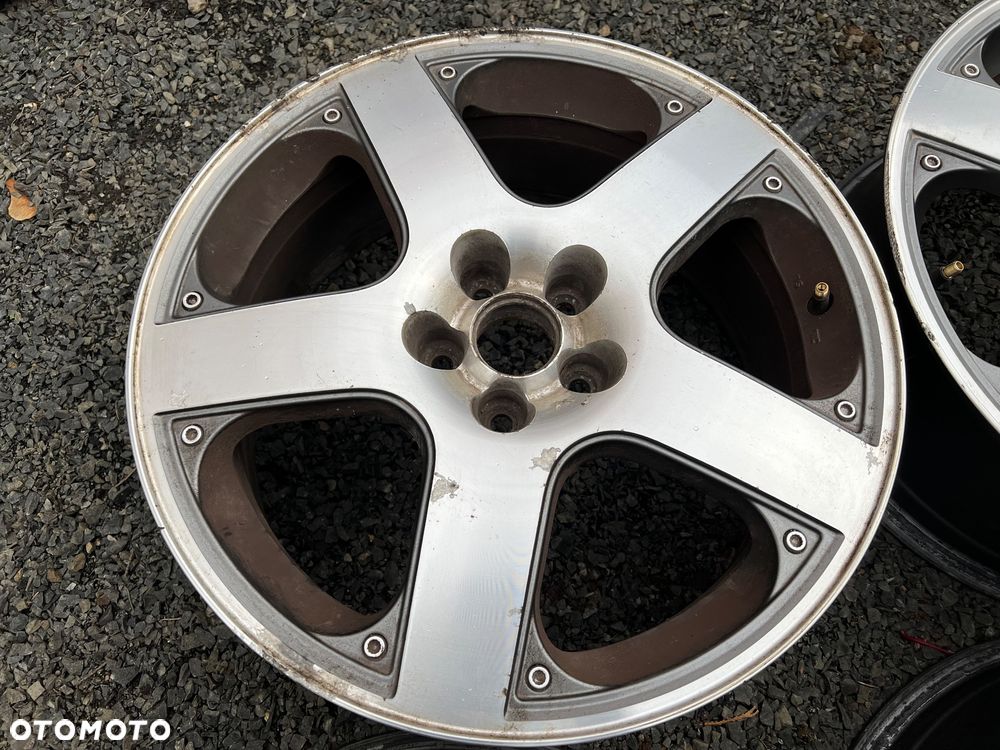 VOLKSWAGEN R17 UNIKATOWE ORYGINALNE FELGI ALUMINIOWE 17" 7J ET38 5X100 57,1mm ALUFELGI 1J0601025S KOMPLET 4SZT SANTA MONICA GOLF IV GTI - 3