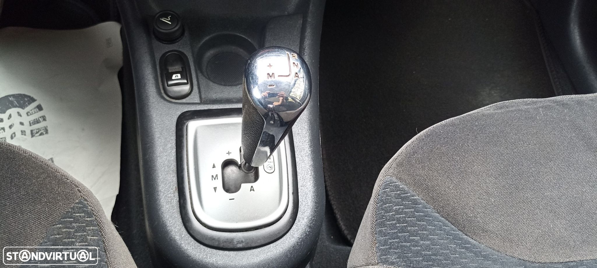 Citroën C3 1.4 HDi Exclusive Sensodrive - 28