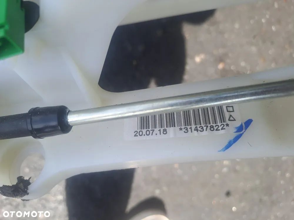 VOLVO V40 II 2.0 TB LEWAREK ZMIANY BIEGÓW 31437822 - 3