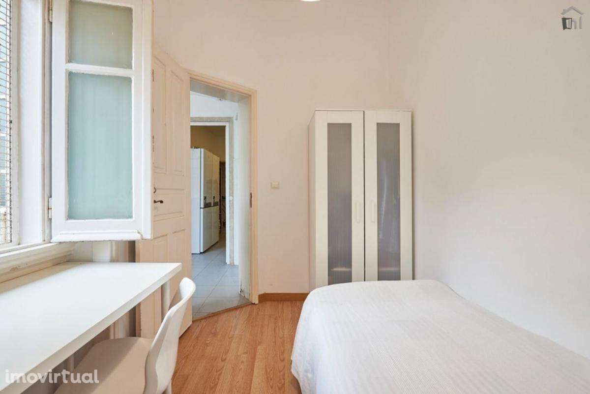 Quarto - localizado em Alameda Lisbon - Grande imagem: 3/14