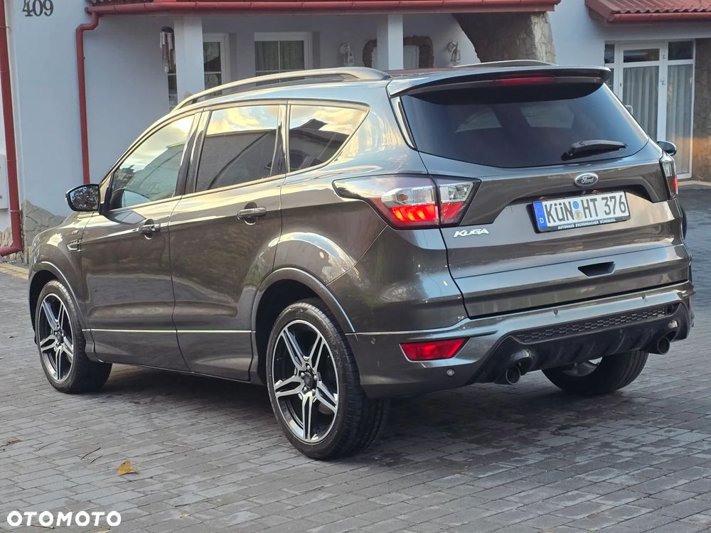Ford Kuga 2.0 TDCi 4x4 ST-Line - 4