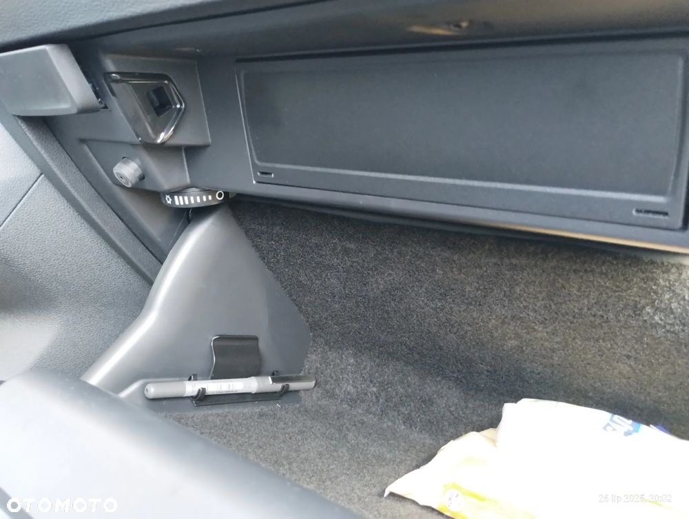 Skoda Karoq 1.5 TSI ACT Style DSG - 9