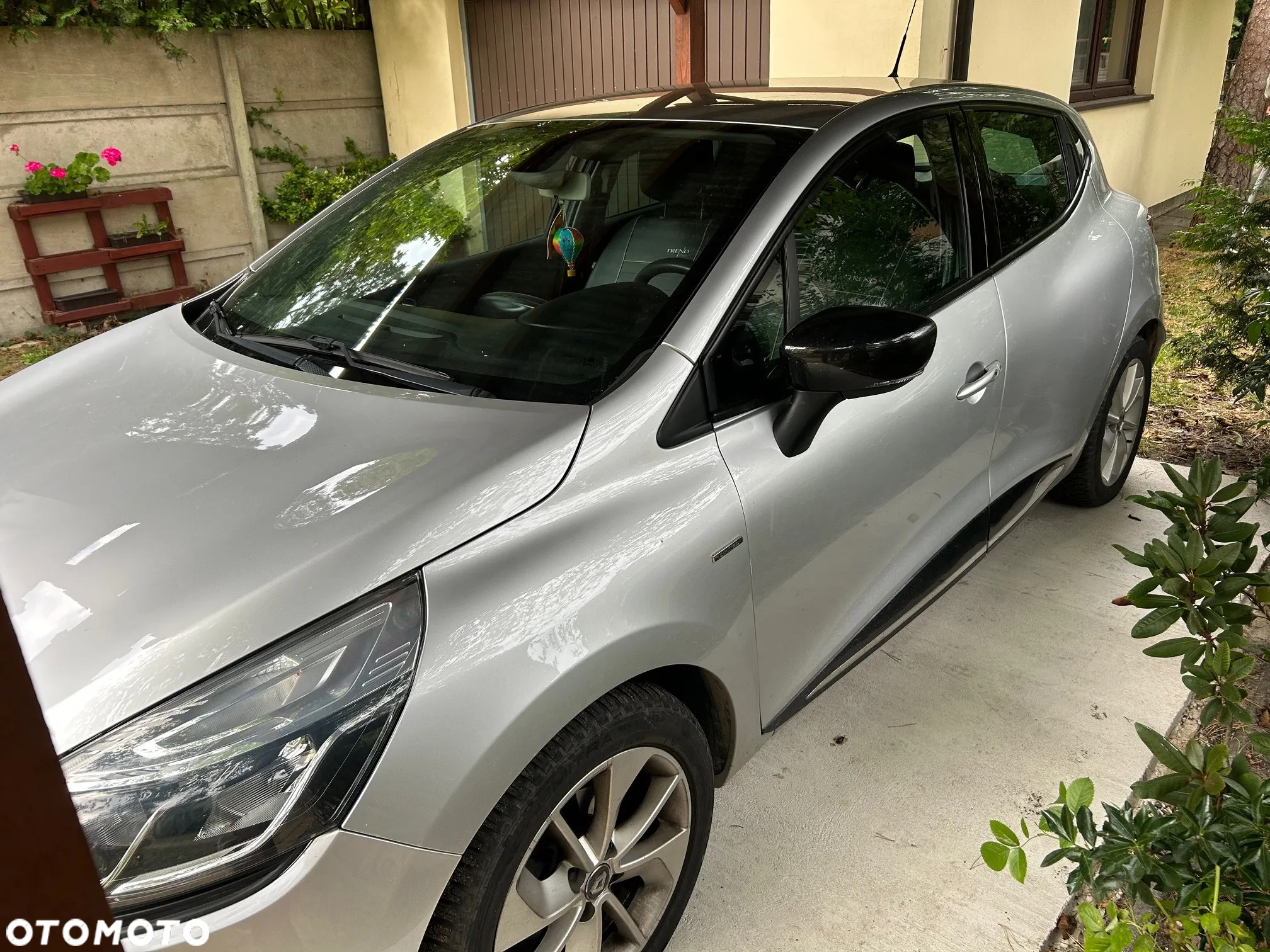 Renault Clio 1.2 Enegry TCe Limited EDC - 3