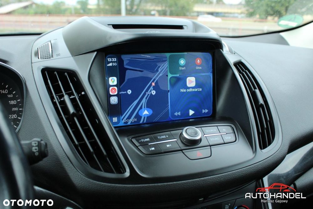 Ford Kuga - 17