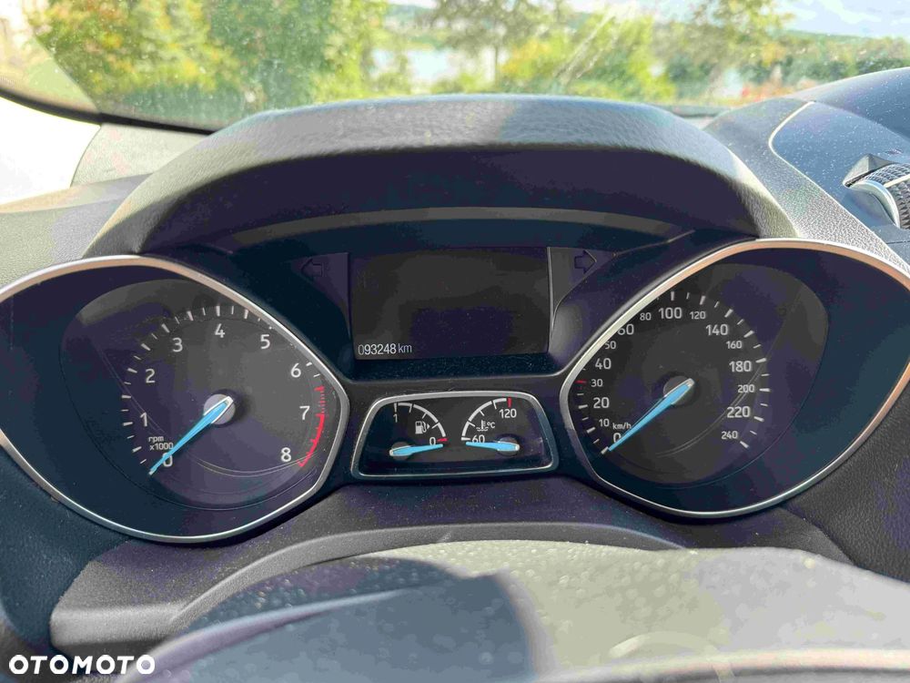 Ford Kuga - 6