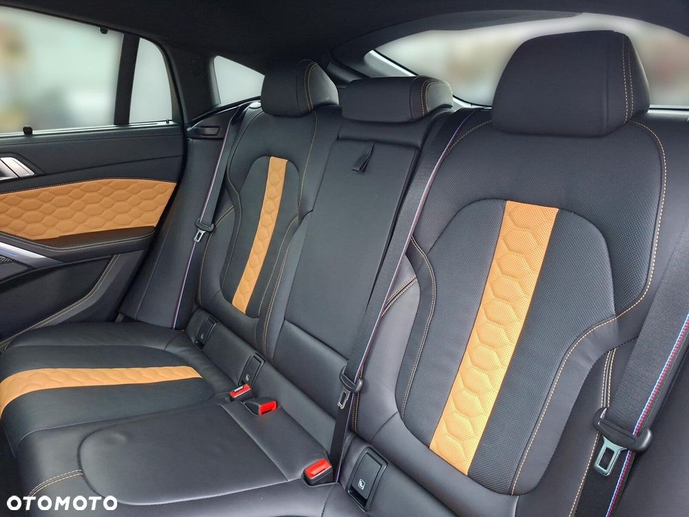BMW X6M - 17