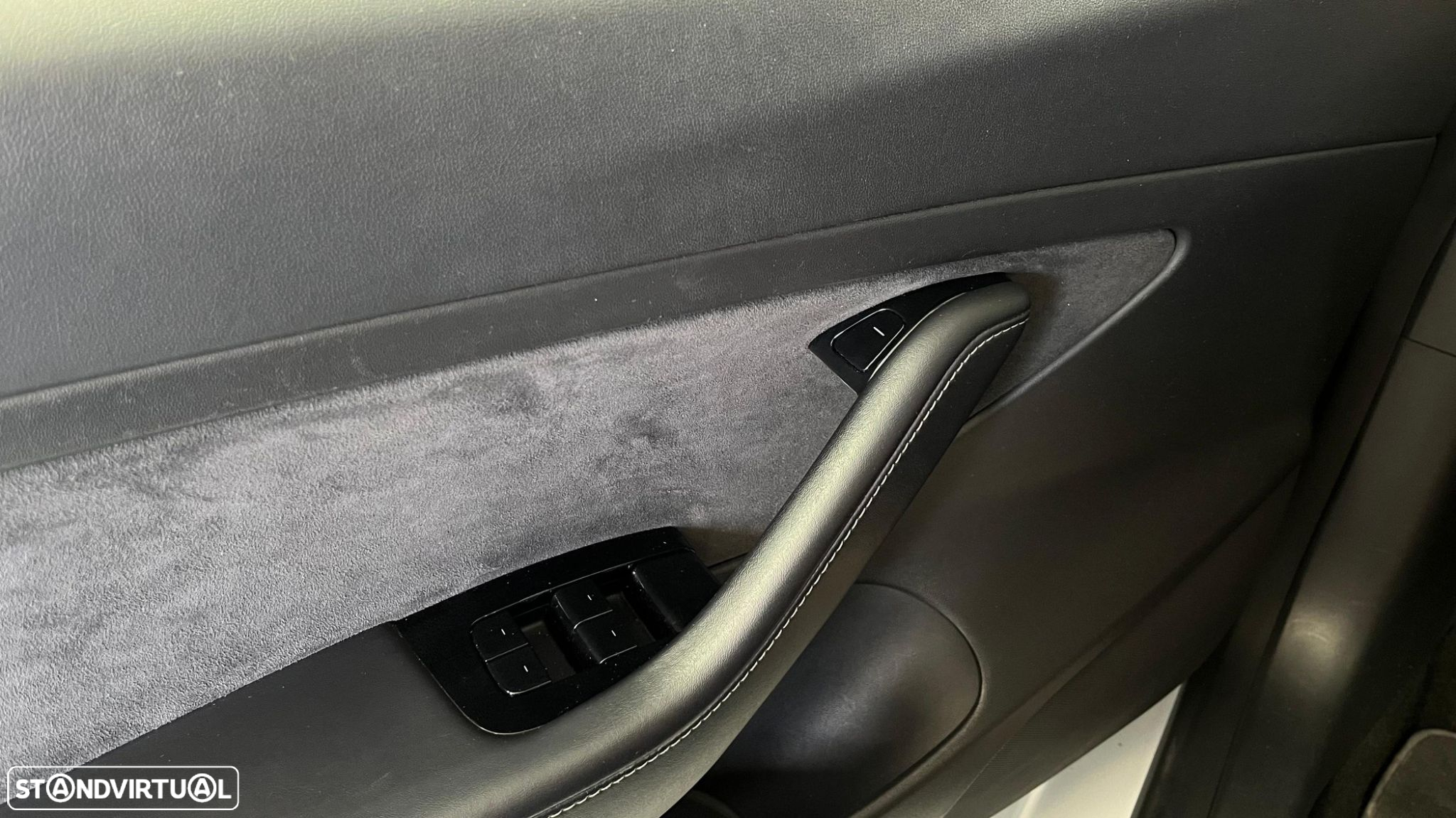 Tesla Model 3 - 33